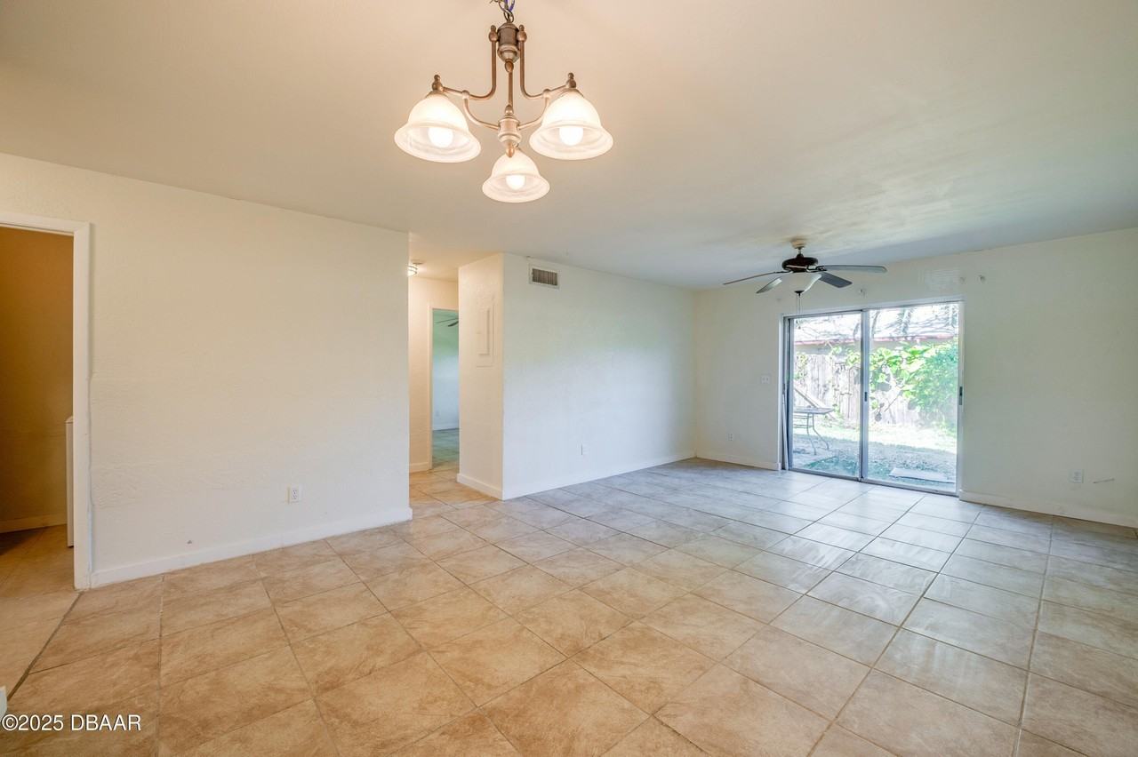 906 Boulder Dr - Photo 6 of 20