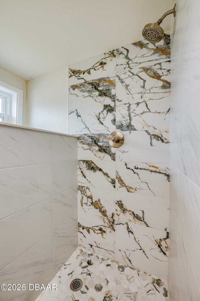 259 Jefferson St #2 - Photo 5 of 11