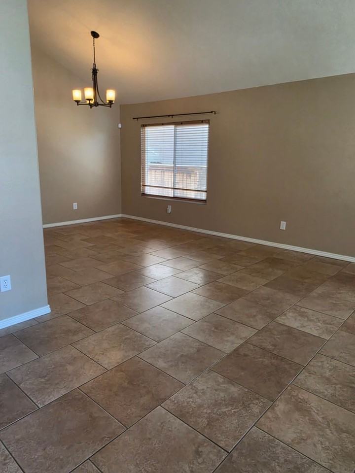 13270 Kirkwood Dr - Photo 7 of 42
