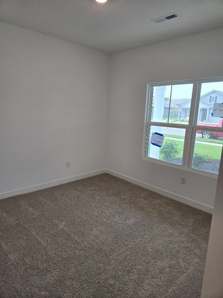 9203 Hemingway Dr - Photo 5 of 8
