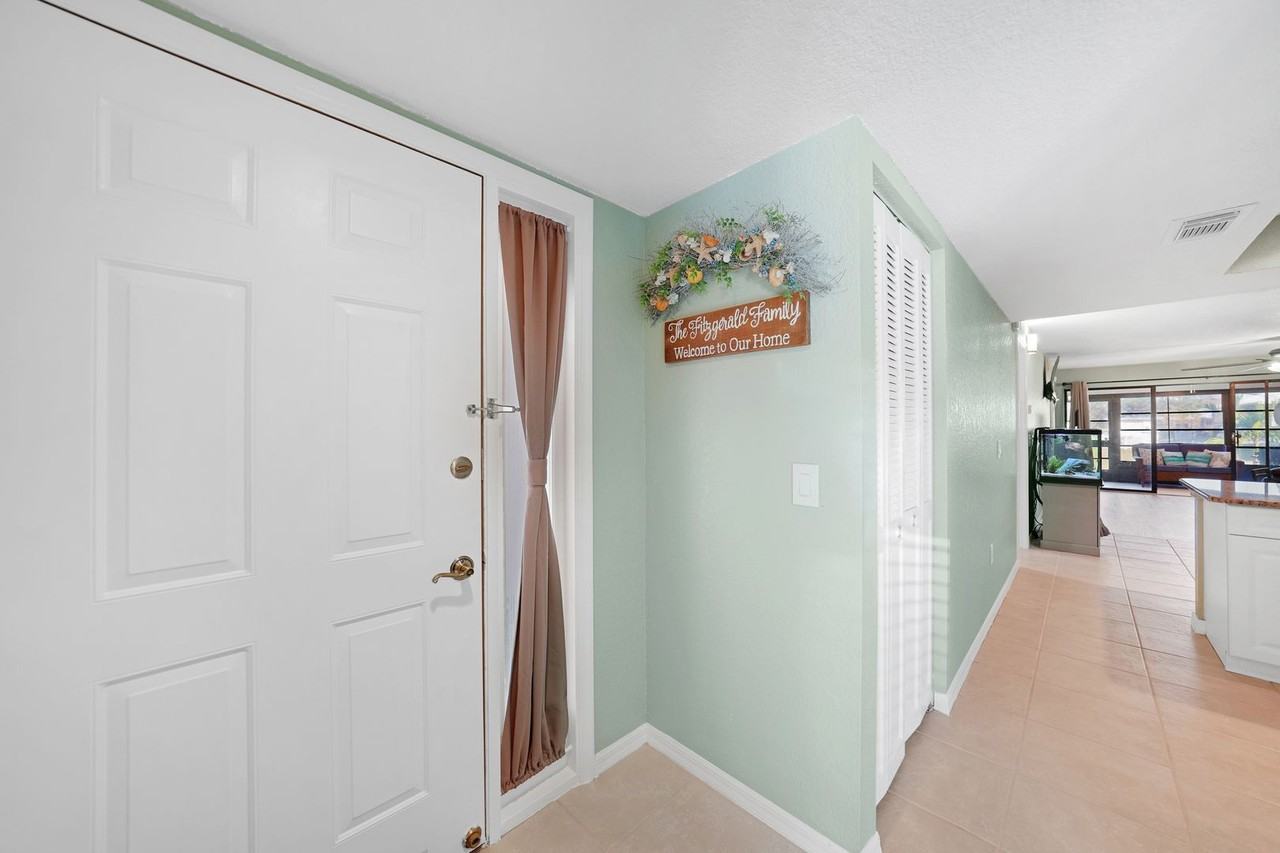 240 Lewis Cir #513 - Photo 6 of 45