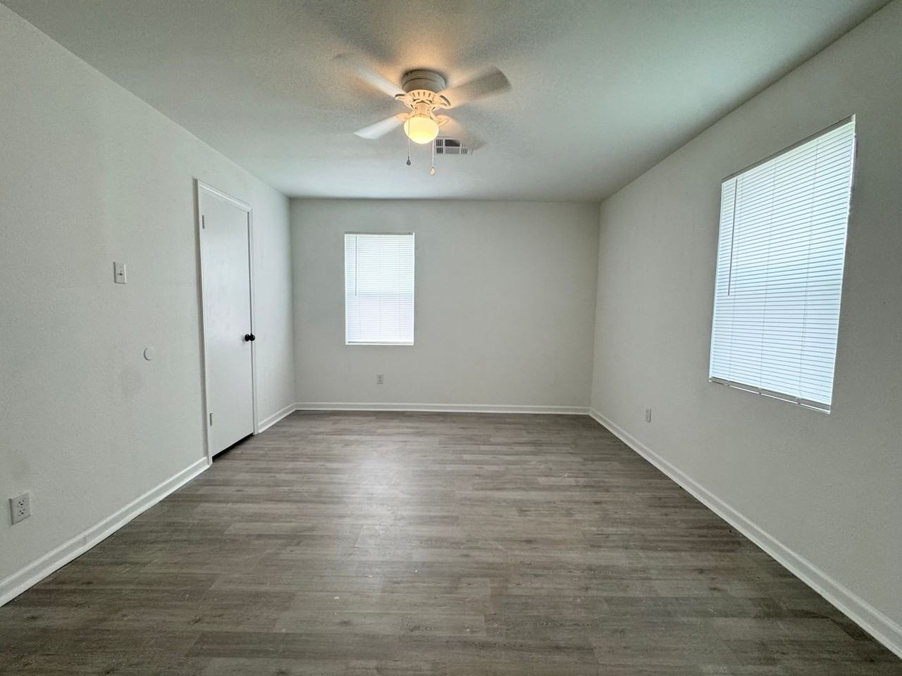 2312 Lilly St - Photo 7 of 17