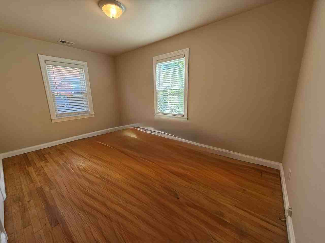 3519 Whippoorwill Rd - Photo 7 of 8