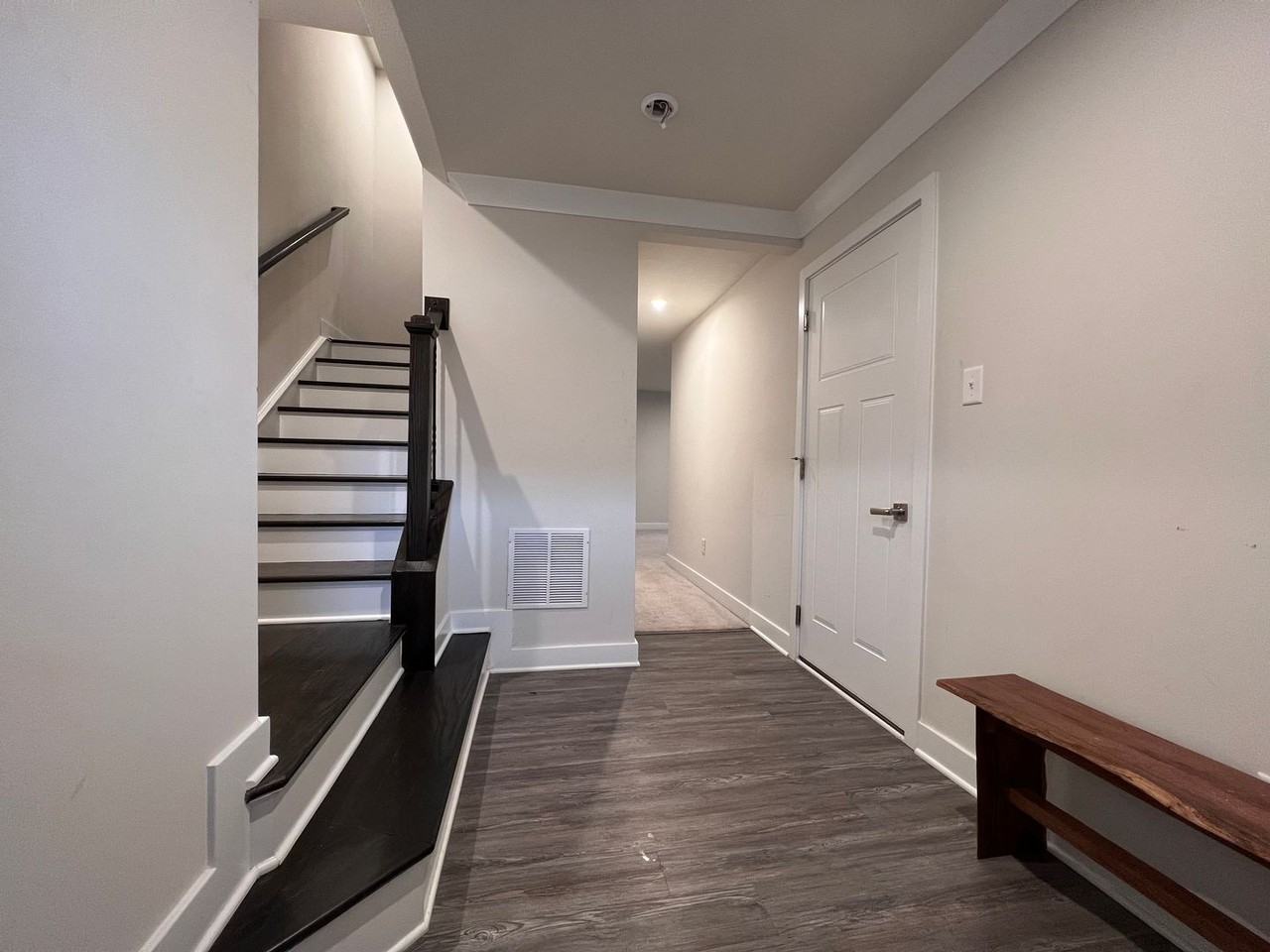 217 Stonehurst Dr - Photo 2 of 45