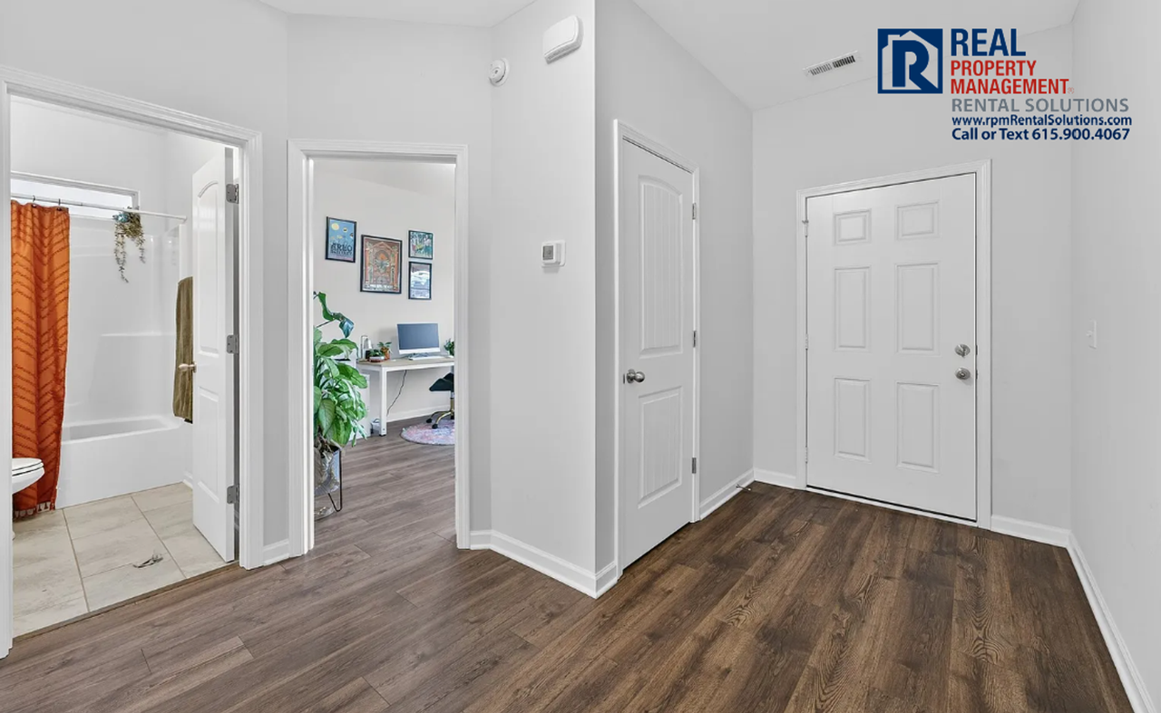 3664 Stormy Ln - Photo 4 of 32