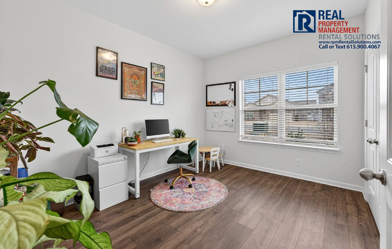 3664 Stormy Ln - Photo 5 of 32