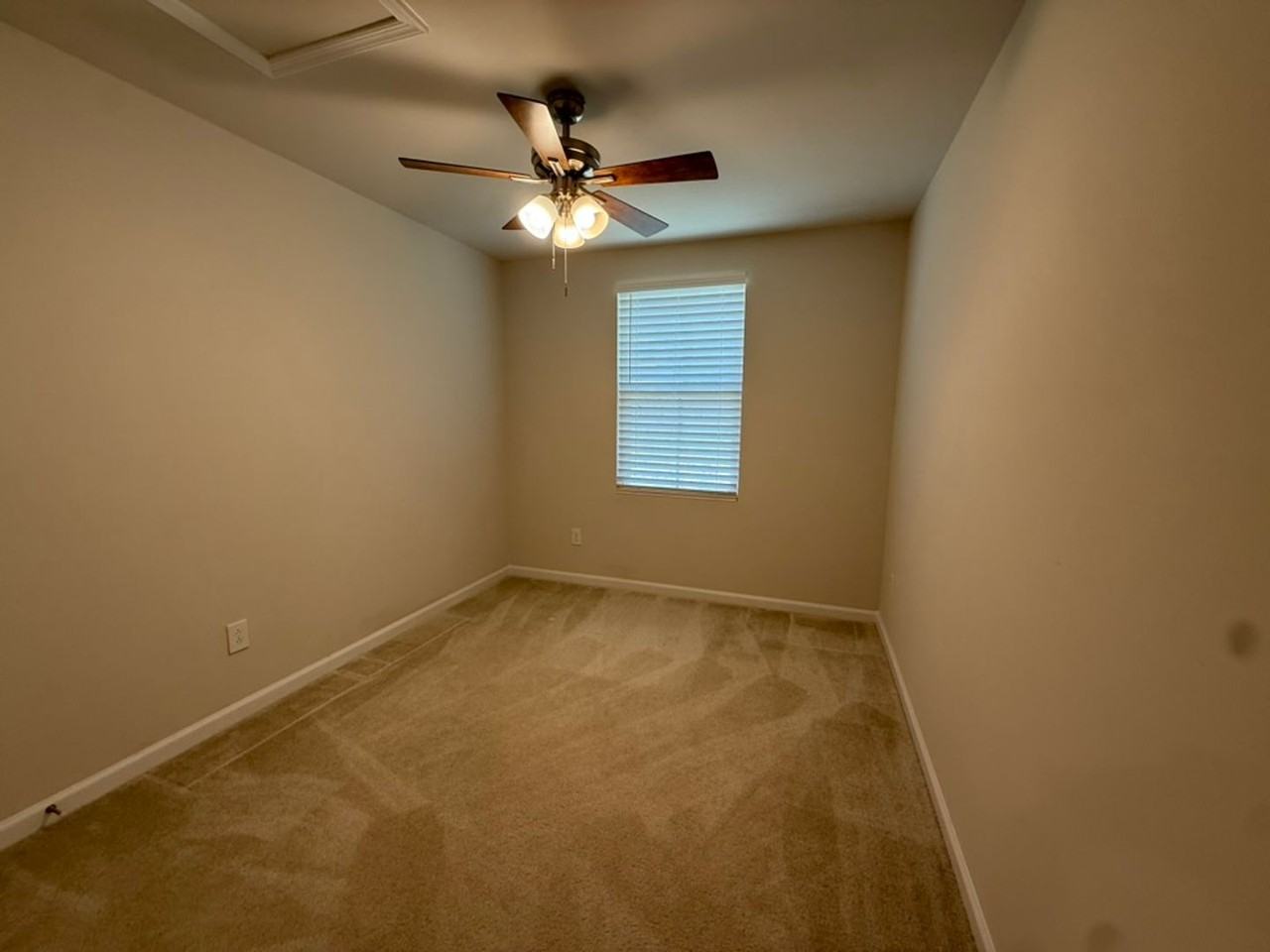 159 Sarnesfield Way - Photo 5 of 13