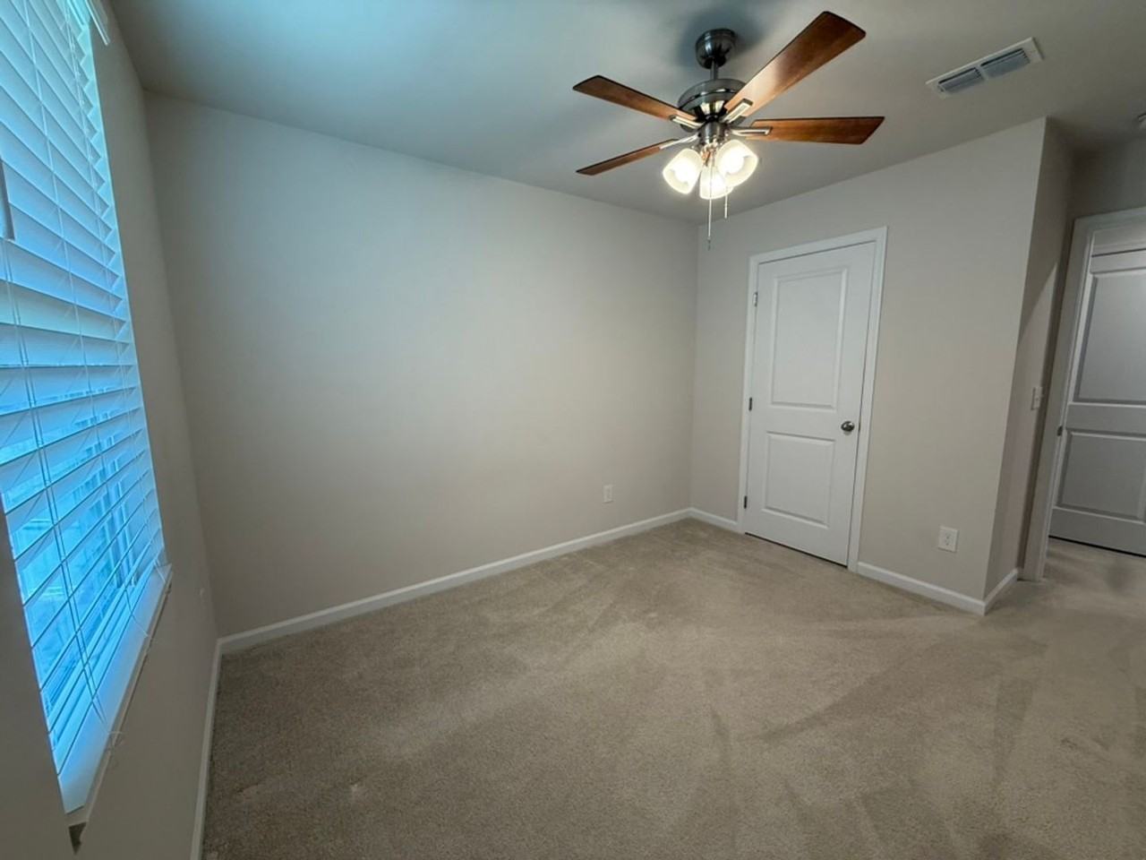 159 Sarnesfield Way - Photo 7 of 13