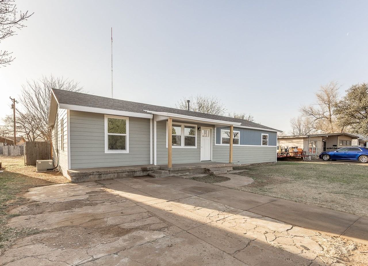 5409 Avenue D - Photo 2 of 24