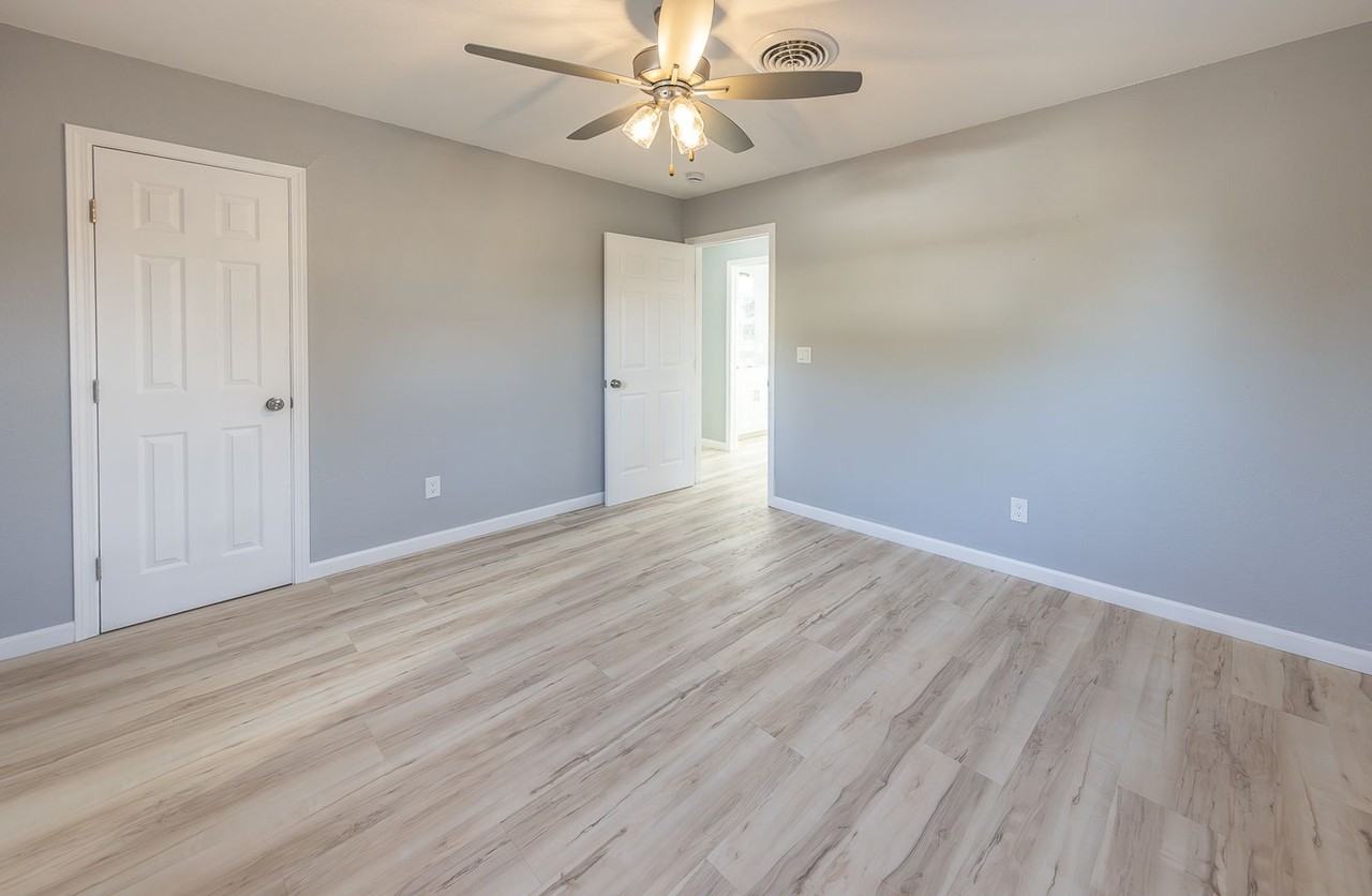 5409 Avenue D - Photo 7 of 24
