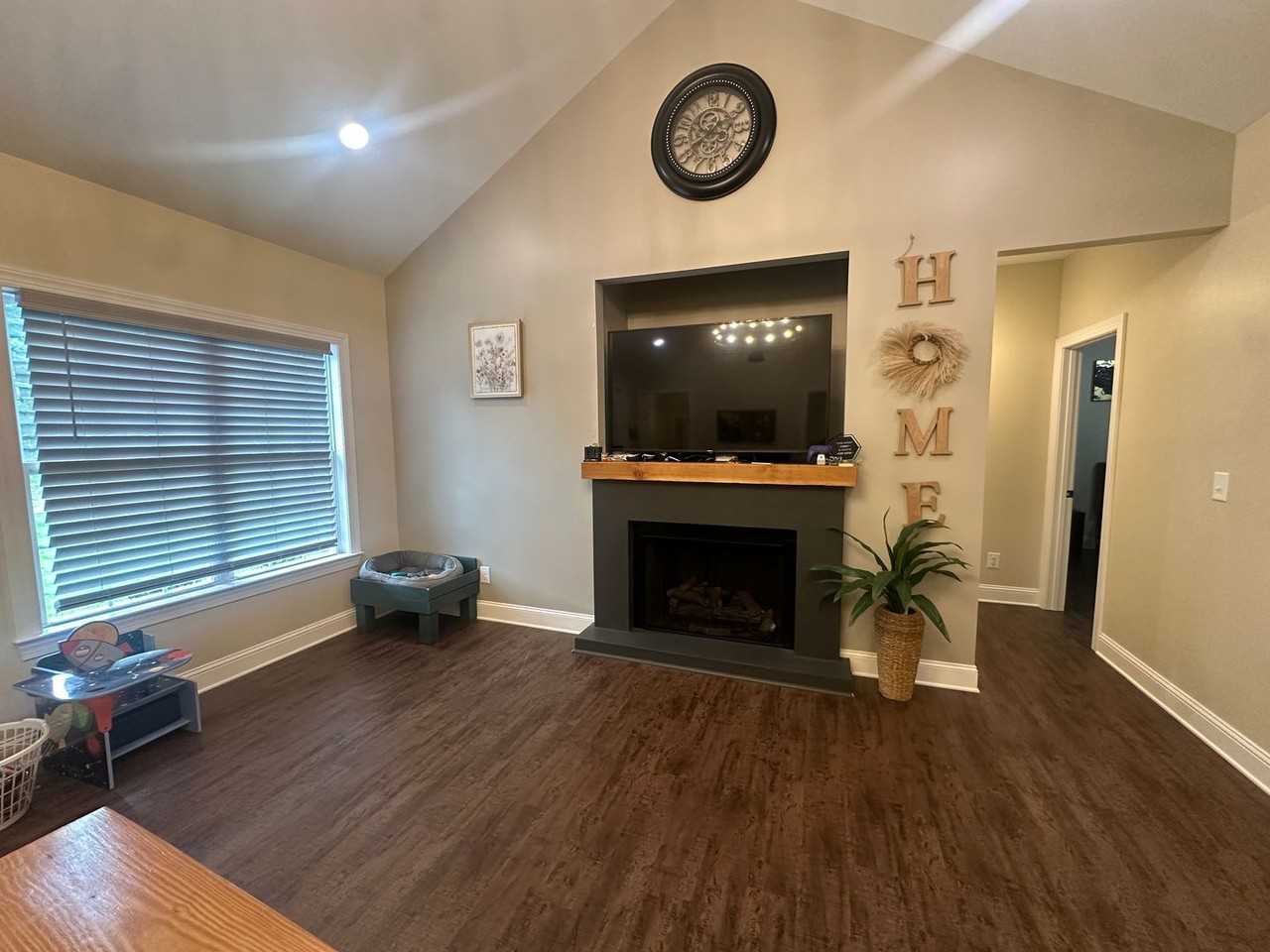 32 Sarjon Cir - Photo 3 of 28