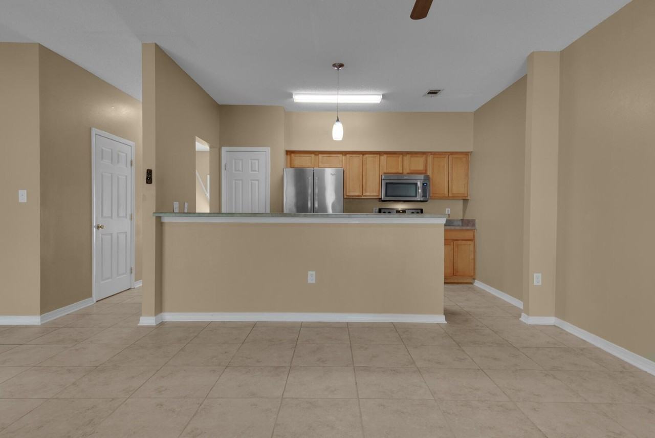 2125 Tom St - Photo 6 of 27