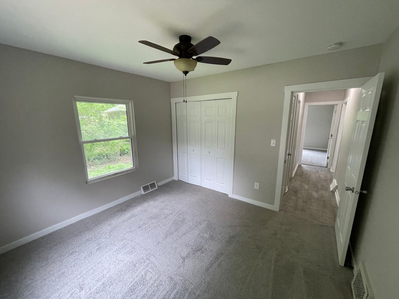 1728 Northwest Dr - Photo 6 of 13