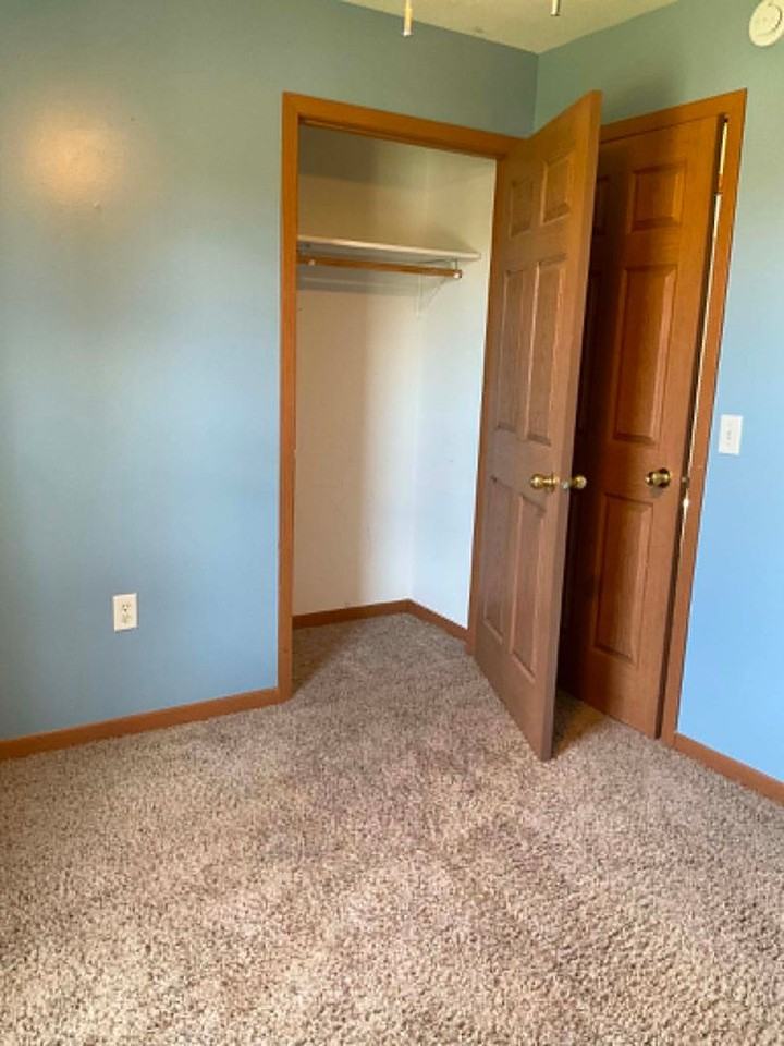 204 W Fairbanks St - Photo 4 of 22
