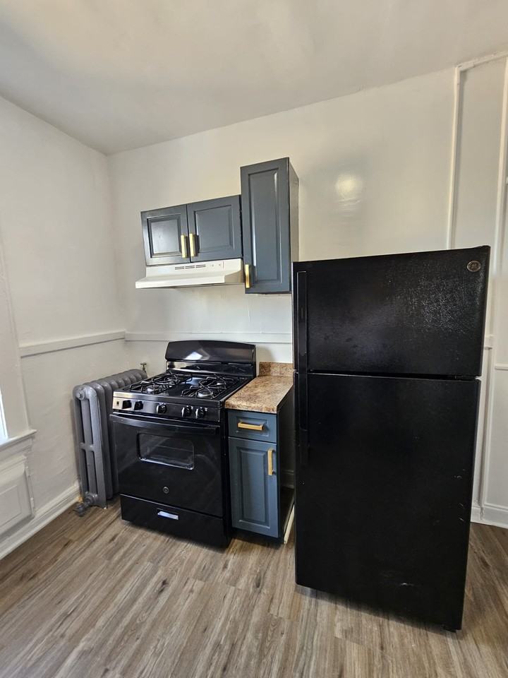 784 Clinton Avenue #4H - Photo 2 of 10