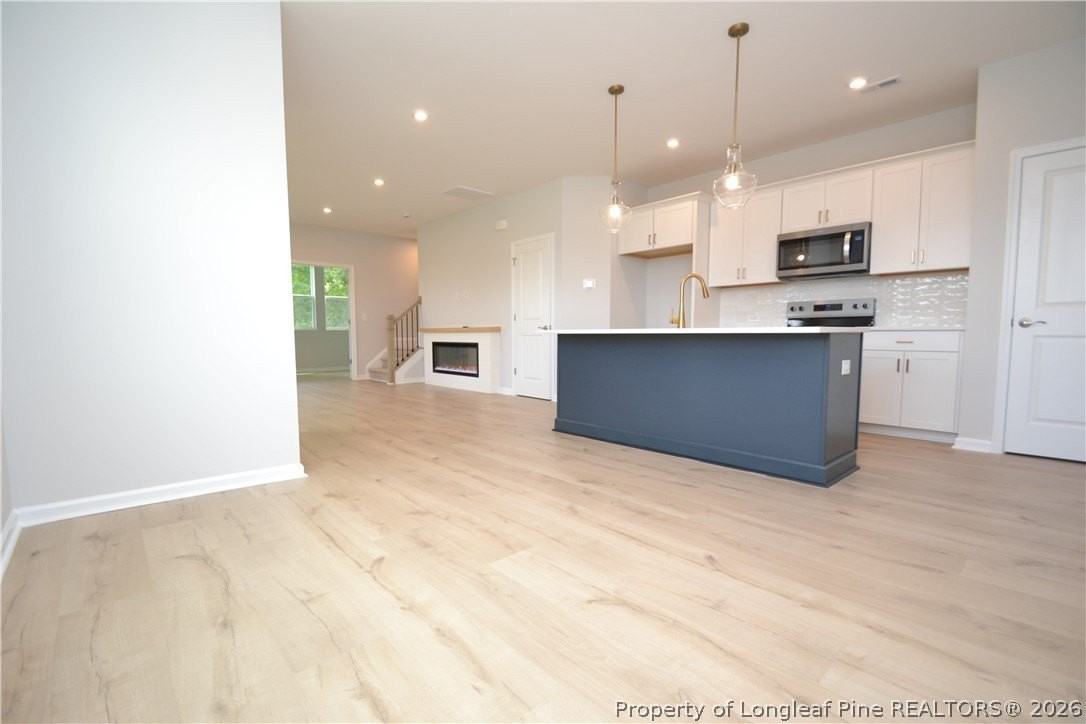 1226 Bessie Ct - Photo 4 of 50