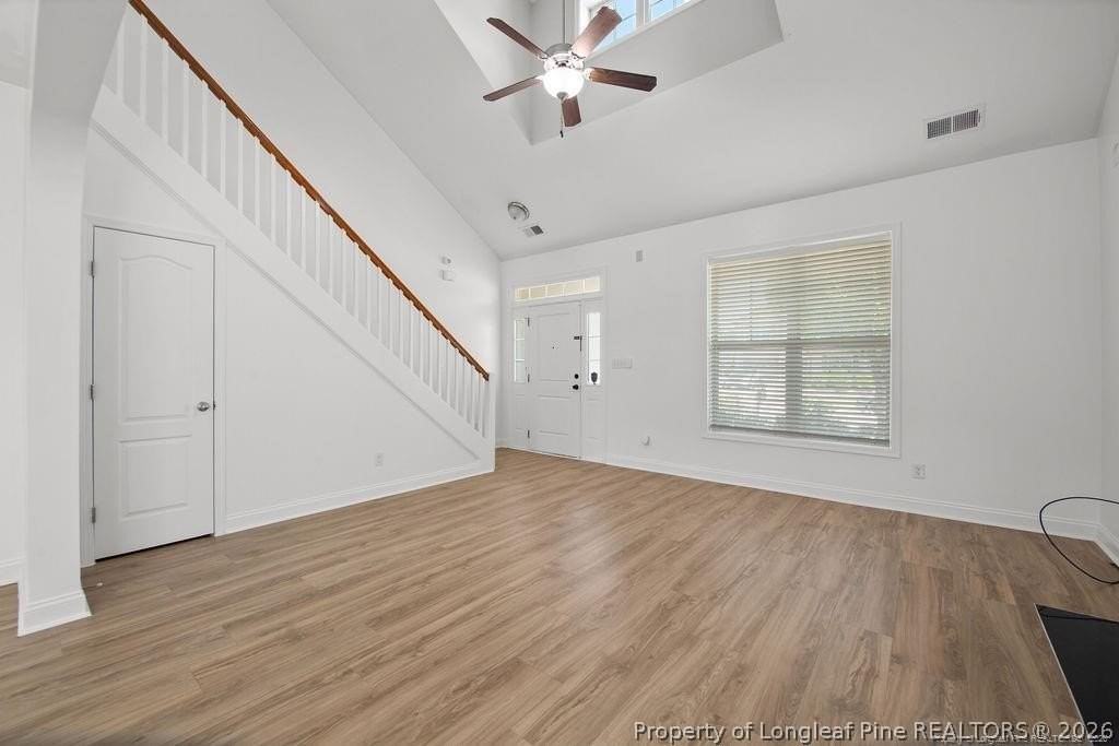 343 Fountain Grove Dr - Photo 4 of 33