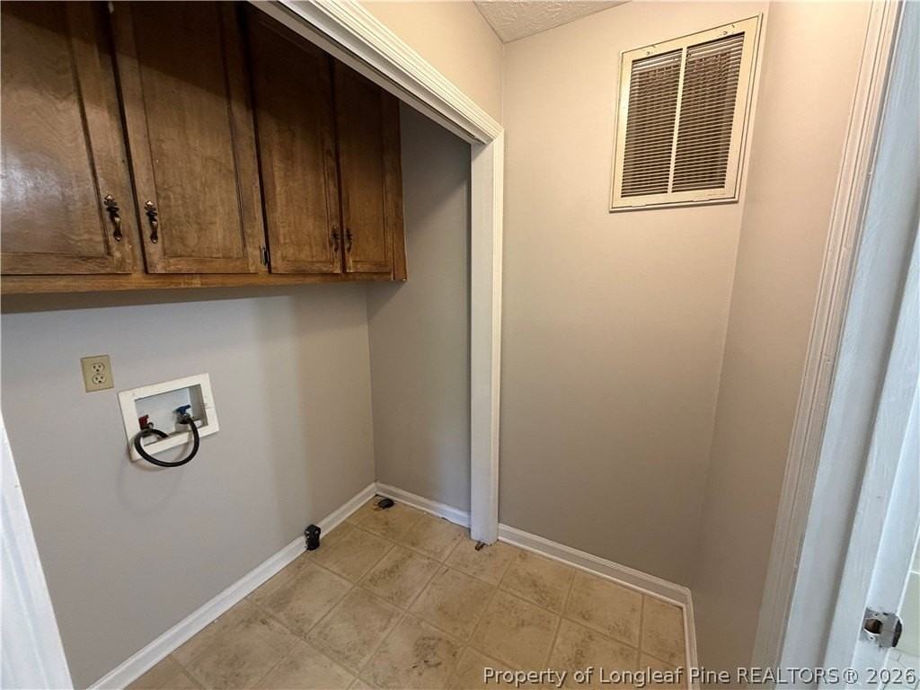 872 Hilton Dr - Photo 7 of 15