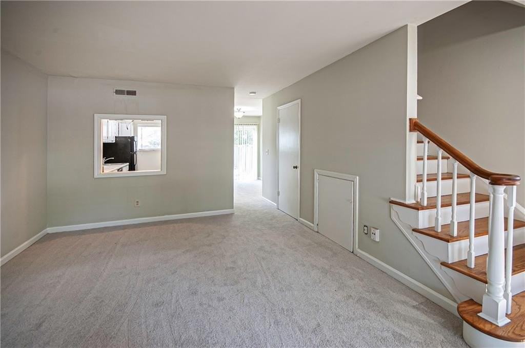 3099 Colonial Way #M - Photo 3 of 19