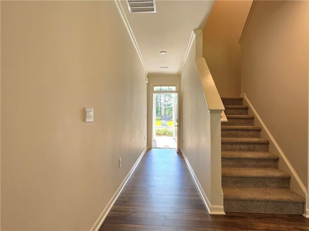 3331 Greyton Dr - Photo 3 of 24