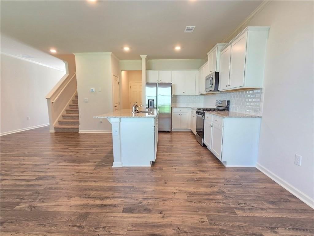 3331 Greyton Dr - Photo 5 of 24