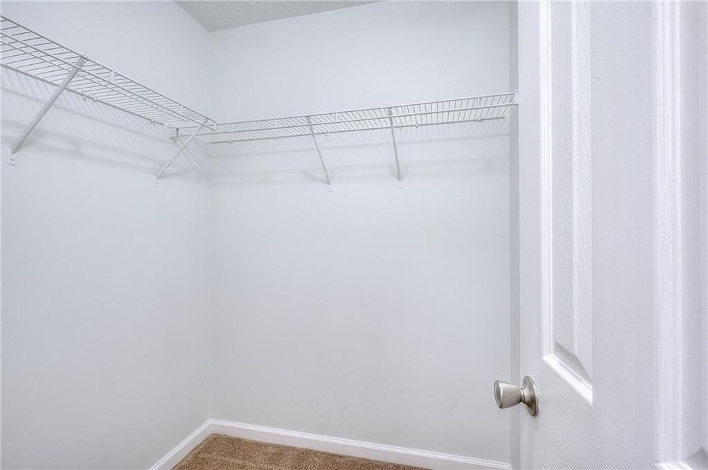 453 Tara Commons Cir - Photo 6 of 36