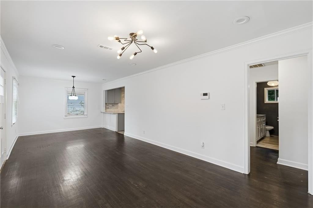 2035 Miriam Ln - Photo 6 of 31