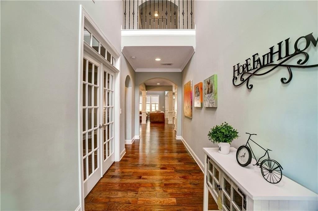 633 Leland Pkwy - Photo 4 of 43