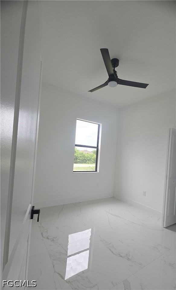 515 Croydon Ave S - Photo 6 of 20