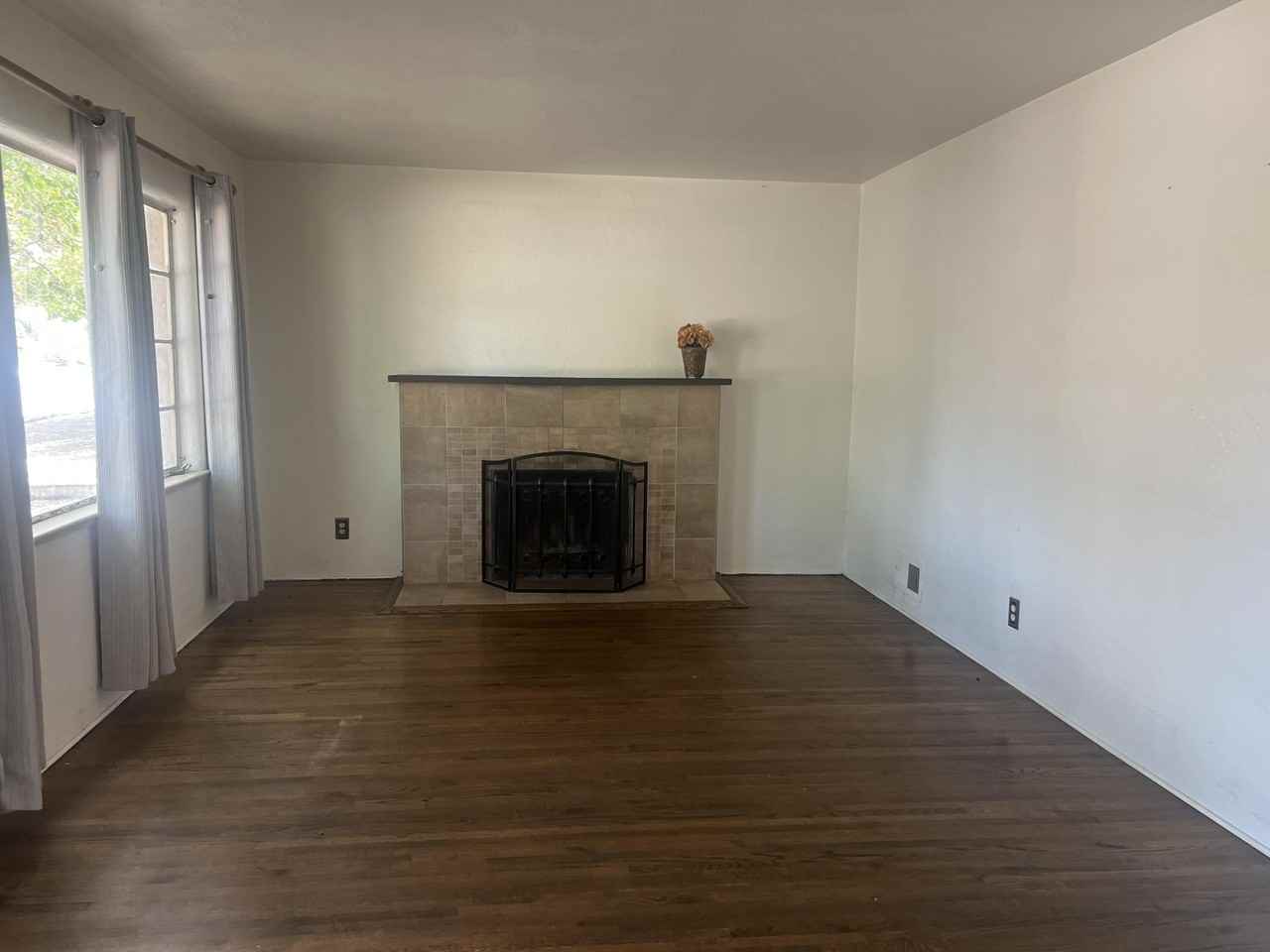 307 Madison St Ne - Photo 5 of 30