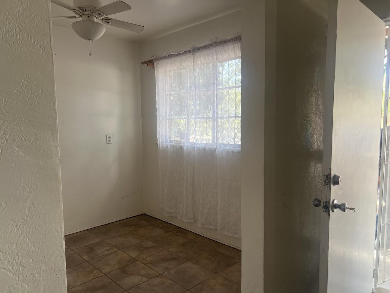 307 Madison St Ne - Photo 7 of 30