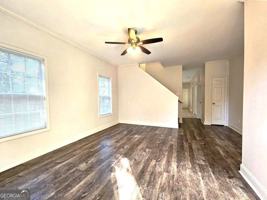 featured image of 718 N Evelyn Pl Nw