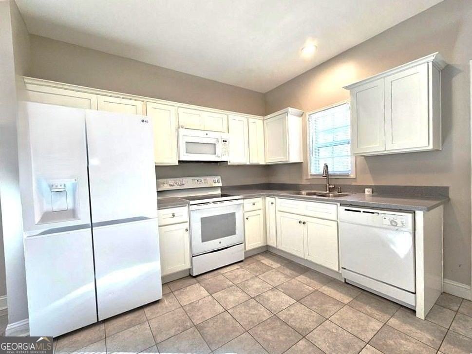 718 N Evelyn Pl Nw - Photo 4 of 16