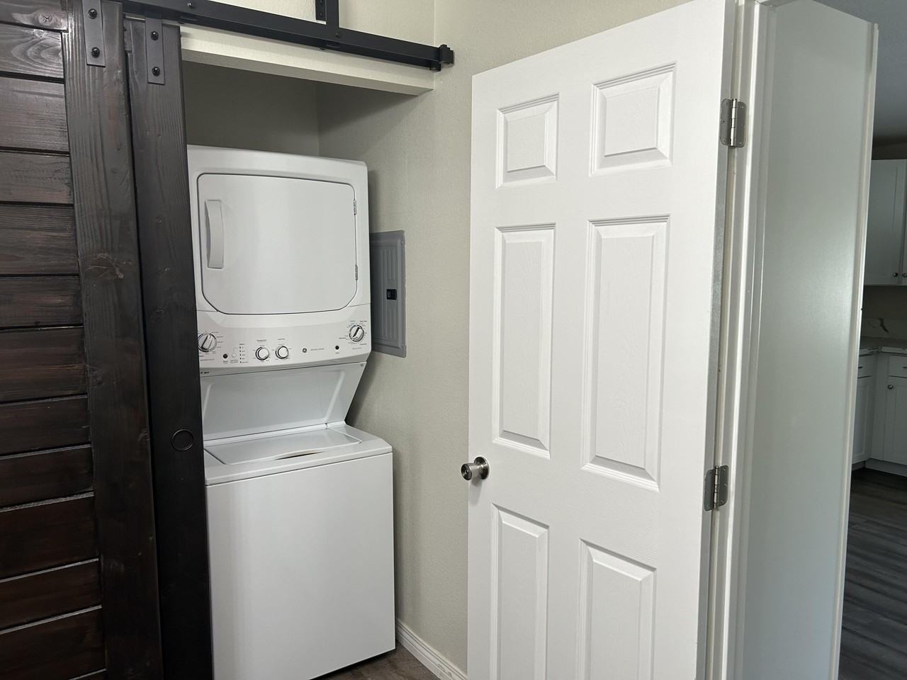 3344 W Avenue L - Photo 7 of 9