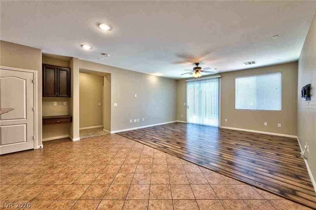 2116 Mistle Thrush Dr - Photo 4 of 17