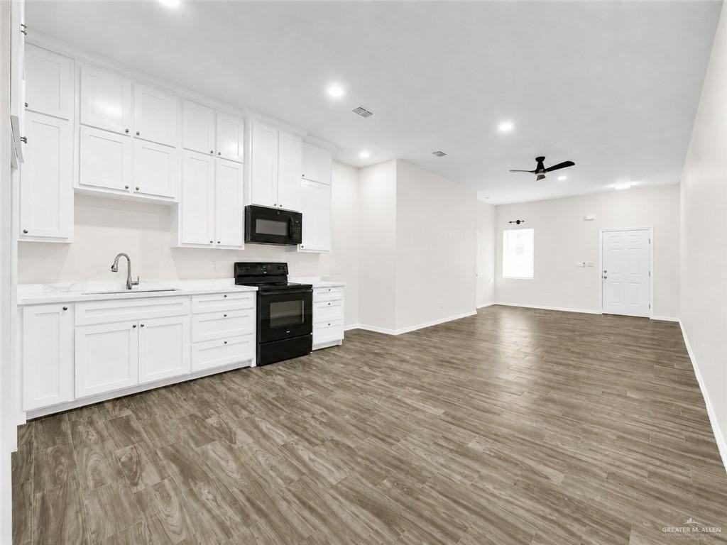 620 W 25th St - Photo 5 of 10