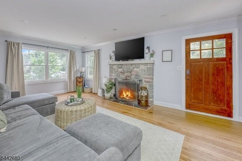 95 Balsam Rd - Photo 4 of 20