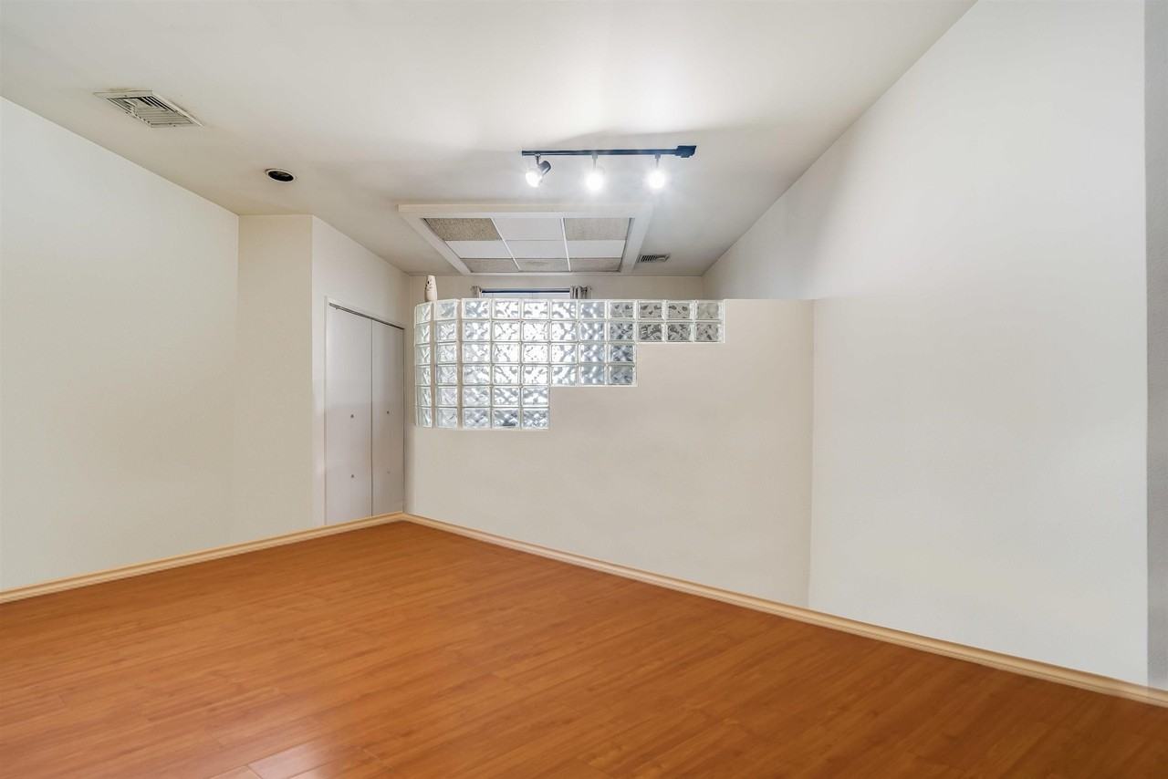 75 Liberty Ave #C5 - Photo 3 of 9