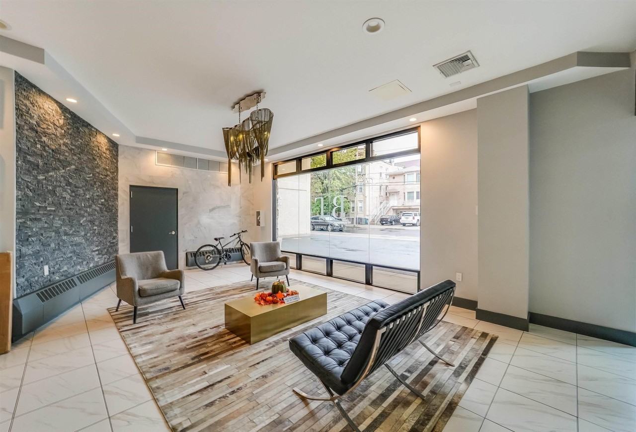 75 Liberty Ave #C5 - Photo 6 of 9