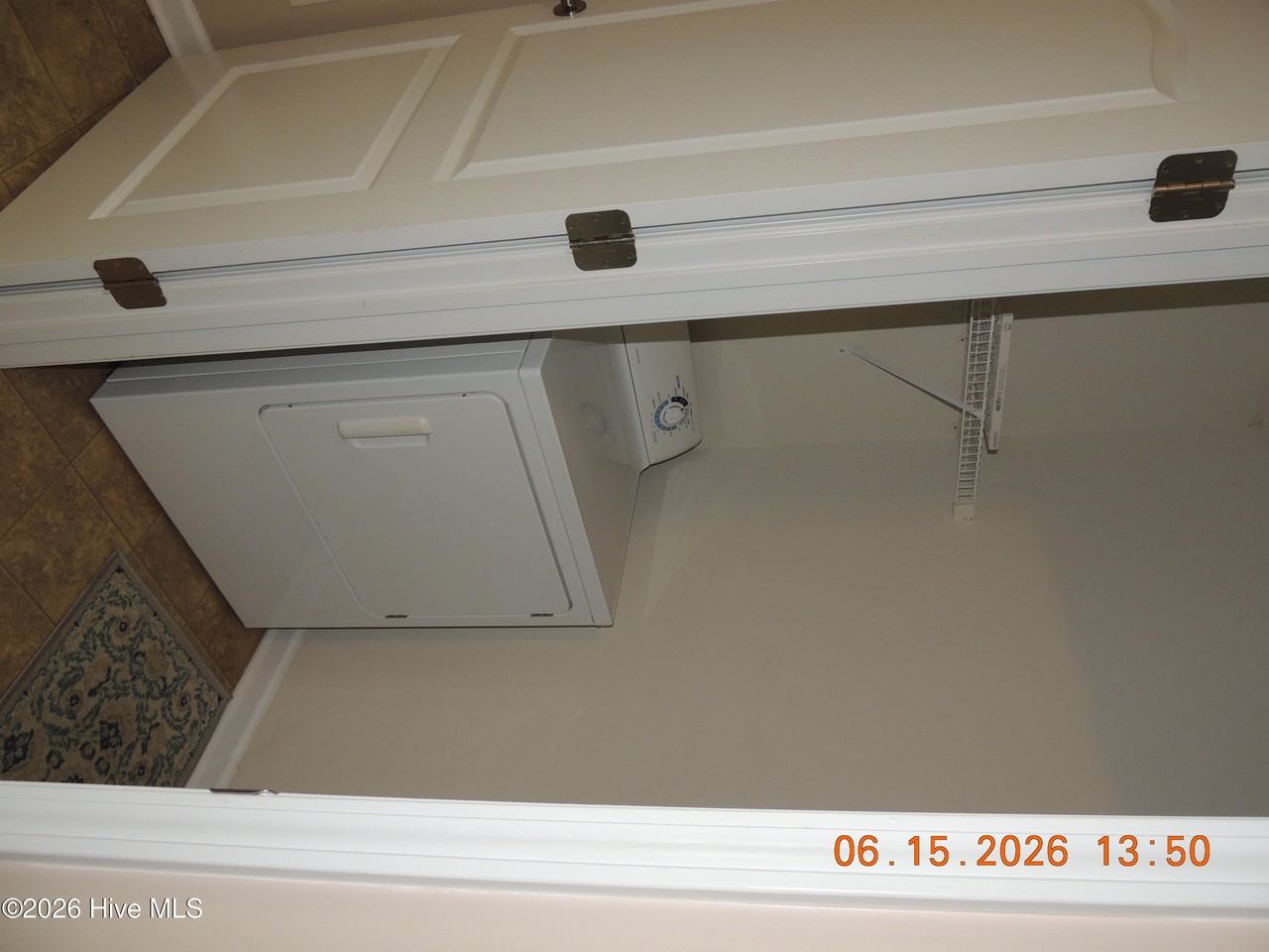 421 Falls Cv - Photo 2 of 24