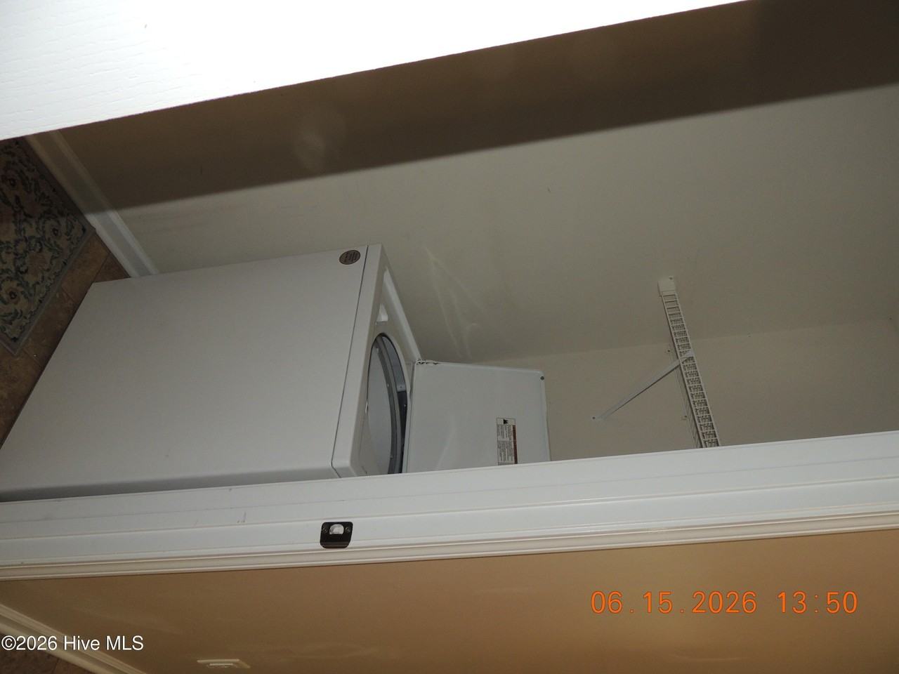 421 Falls Cv - Photo 3 of 24