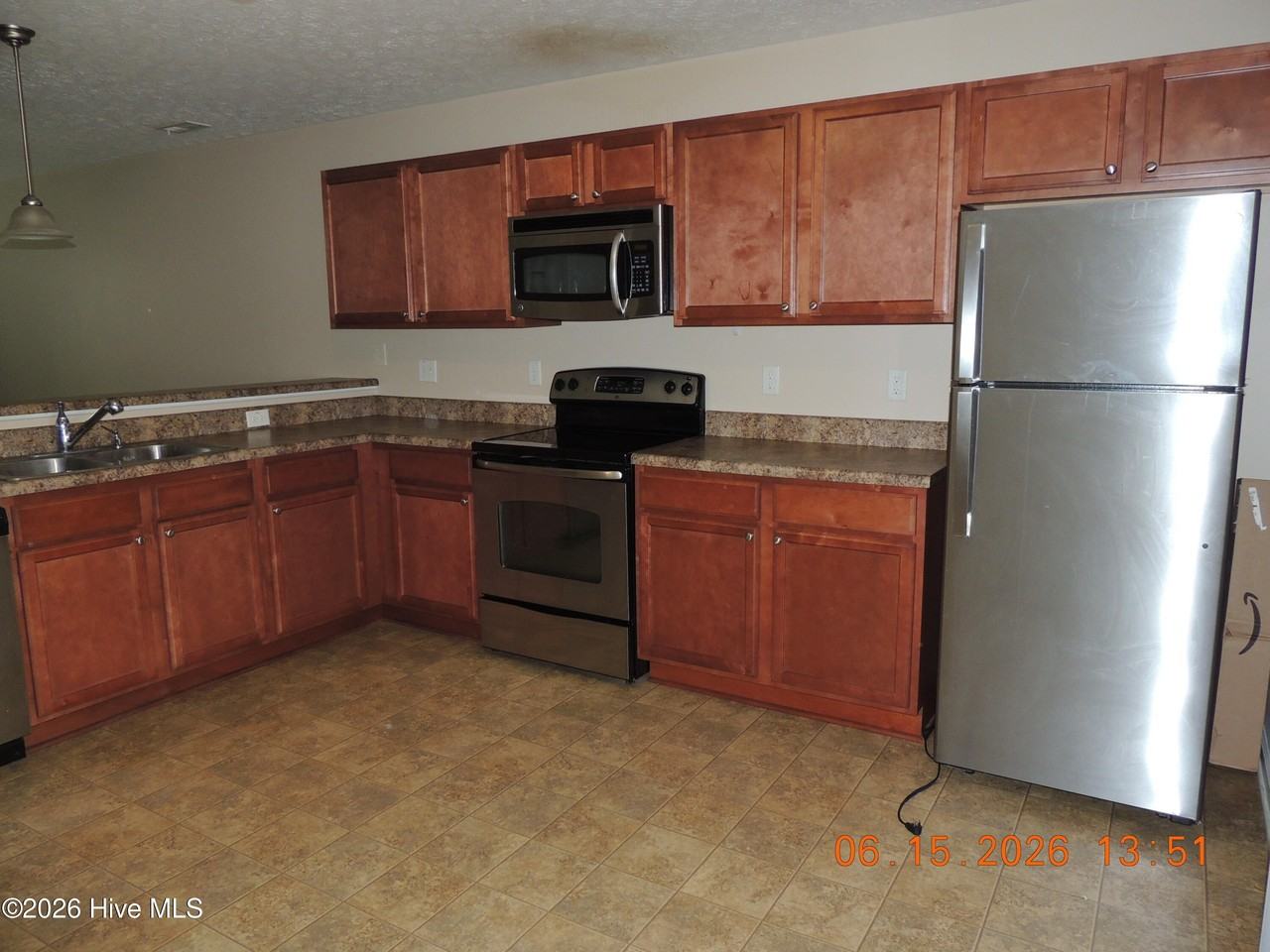421 Falls Cv - Photo 4 of 24