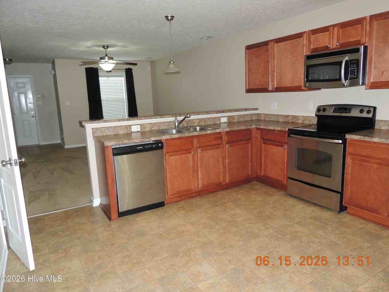 421 Falls Cv - Photo 5 of 24