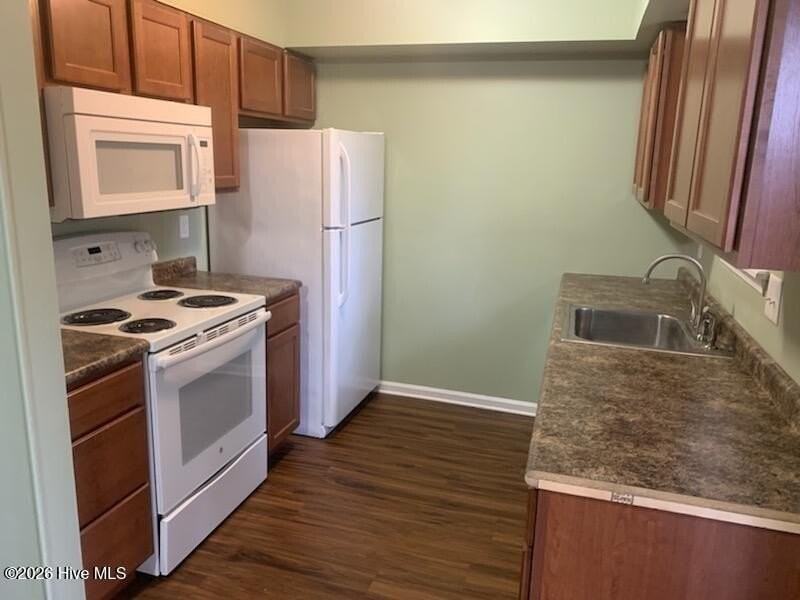 102 Brenda Dr - Photo 2 of 9