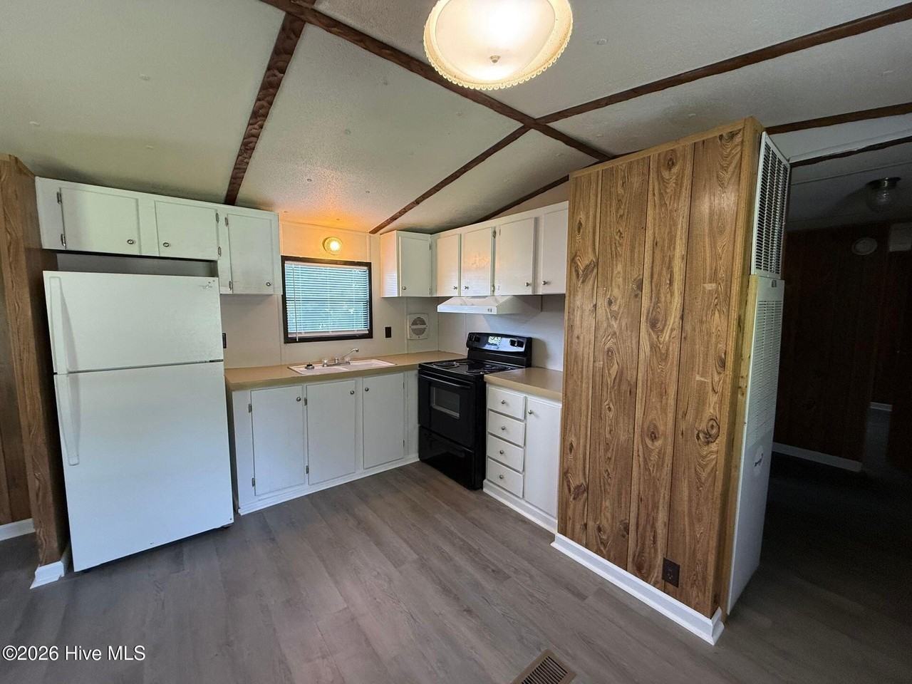 631 Holly Shelter Rd #2 - Photo 4 of 10