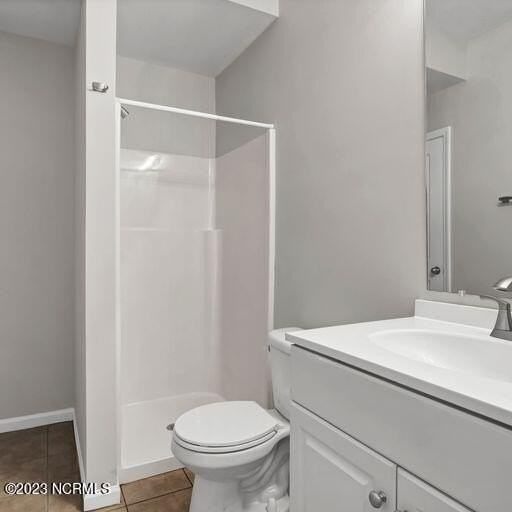 933 Downey Branch Ln - Photo 5 of 25
