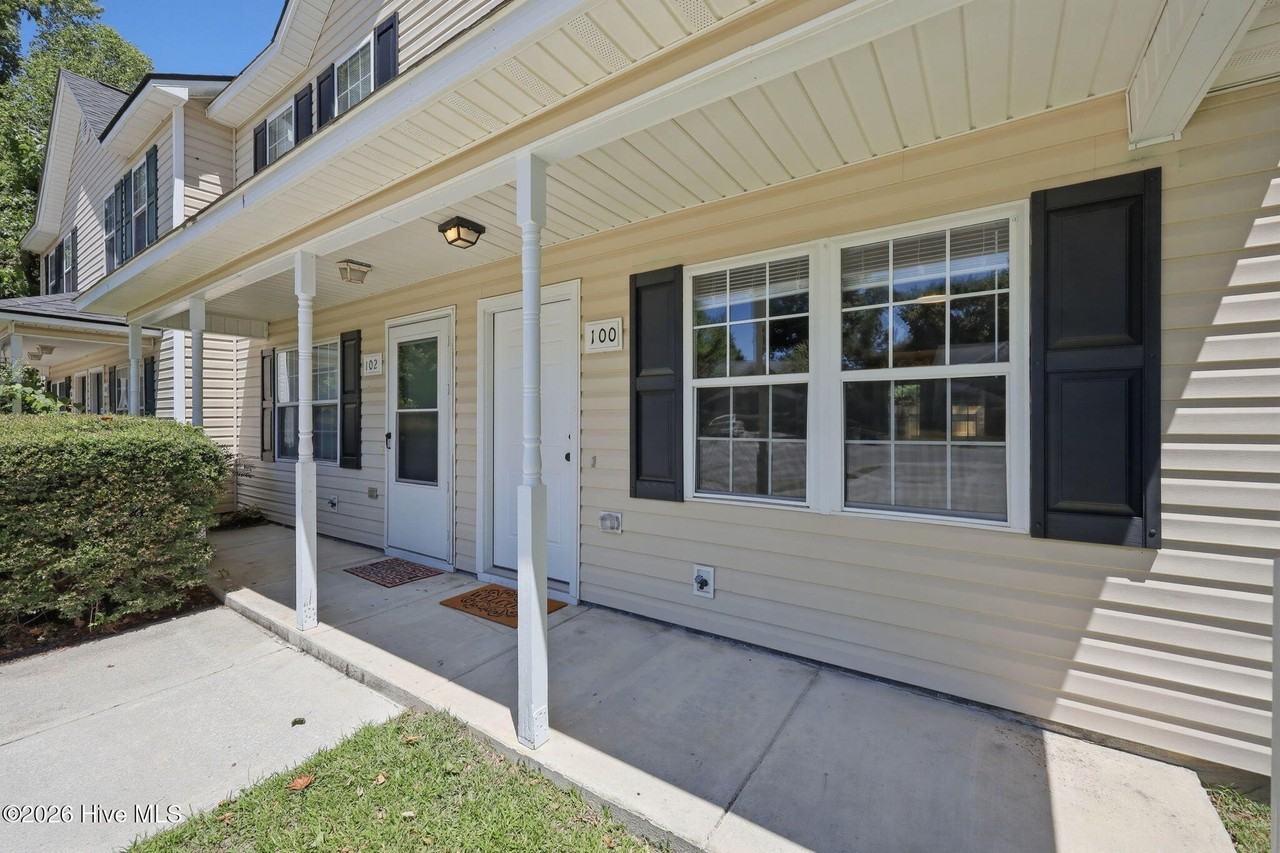 100 Pisgah Ct - Photo 2 of 20