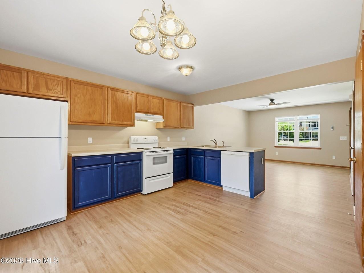 100 Pisgah Ct - Photo 6 of 20