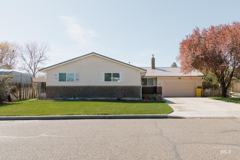 1366 Arata Way - Photo 1 of 1