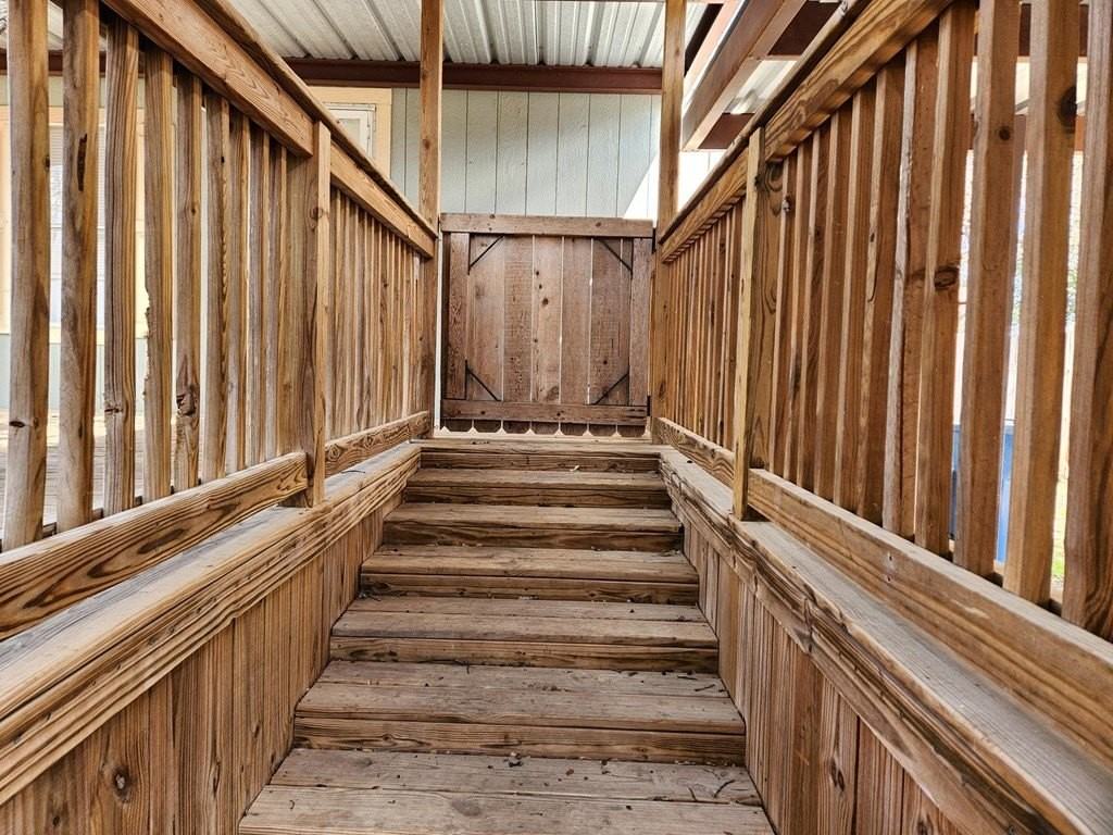 167 Beaumont St - Photo 2 of 12